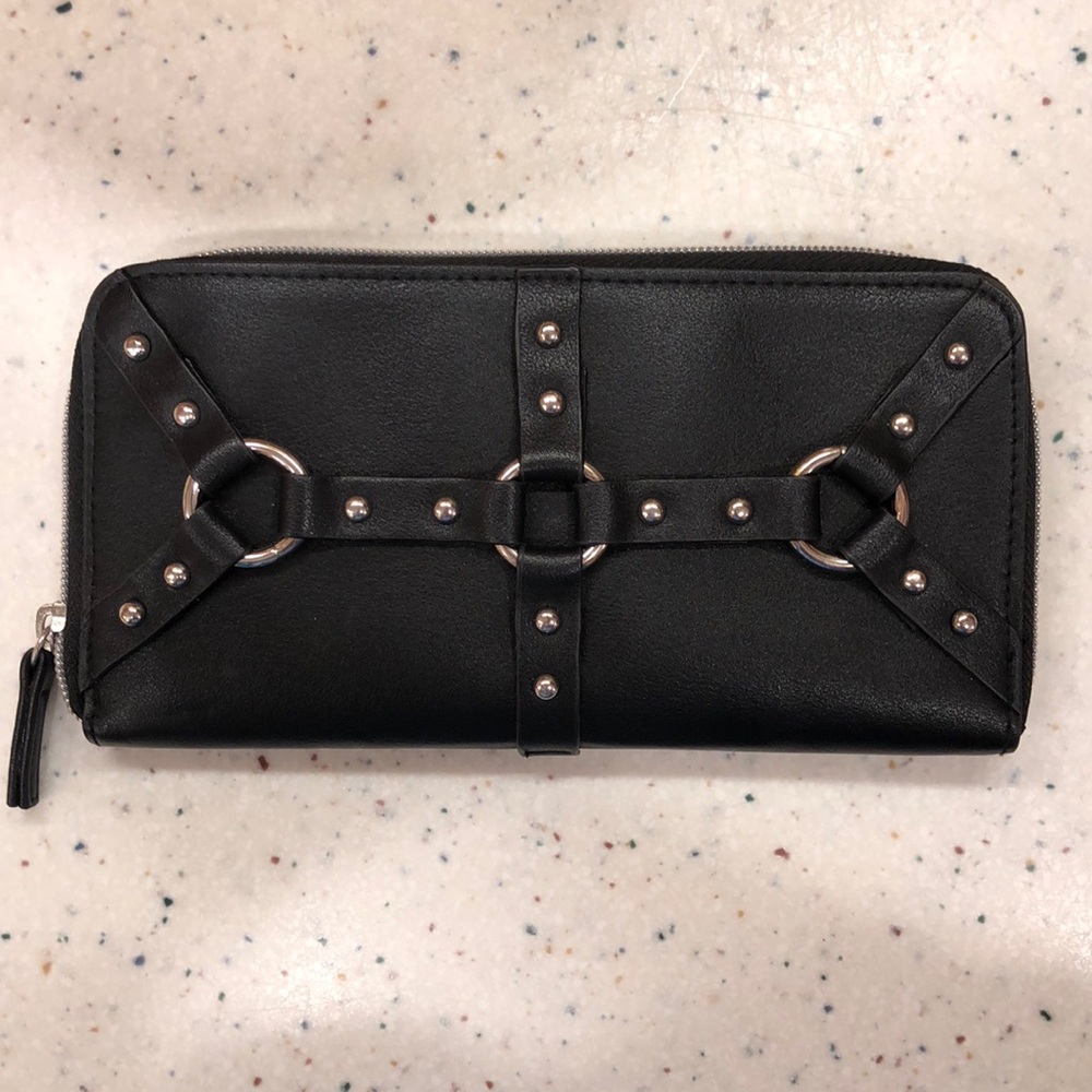 HOT TOPIC GOTHIC WALLET